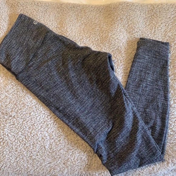 Lululemon Wunder Under Luon leggings - Picture 4 of 6